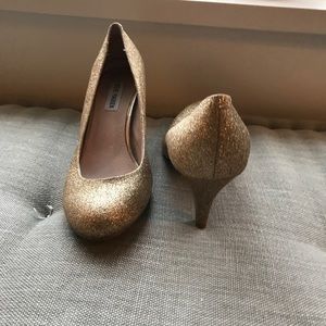 Gold glitter heels